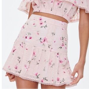 Forever 21 Light Pink Floral Skirt Size XS